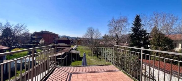 Villa de 5 habitaciónes en Sangiano, Italy No. 41617 26