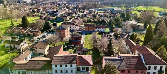 Villa de 5 habitaciónes en Sangiano, Italy No. 41617 12