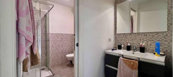 Villa de 5 habitaciónes en Sangiano, Italy No. 41617 13