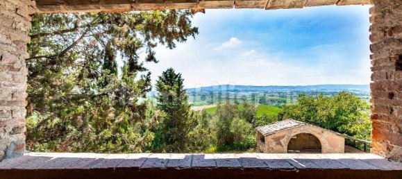 5 rooms House in Certaldo, Italy No. 219025 8