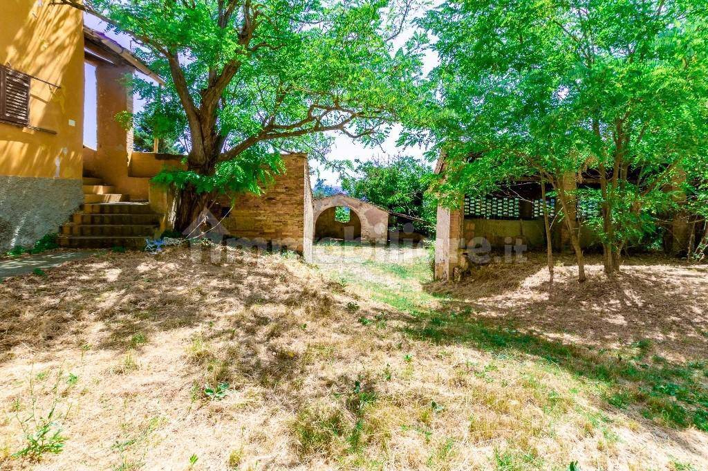 5 rooms House in Certaldo, Italy No. 219025