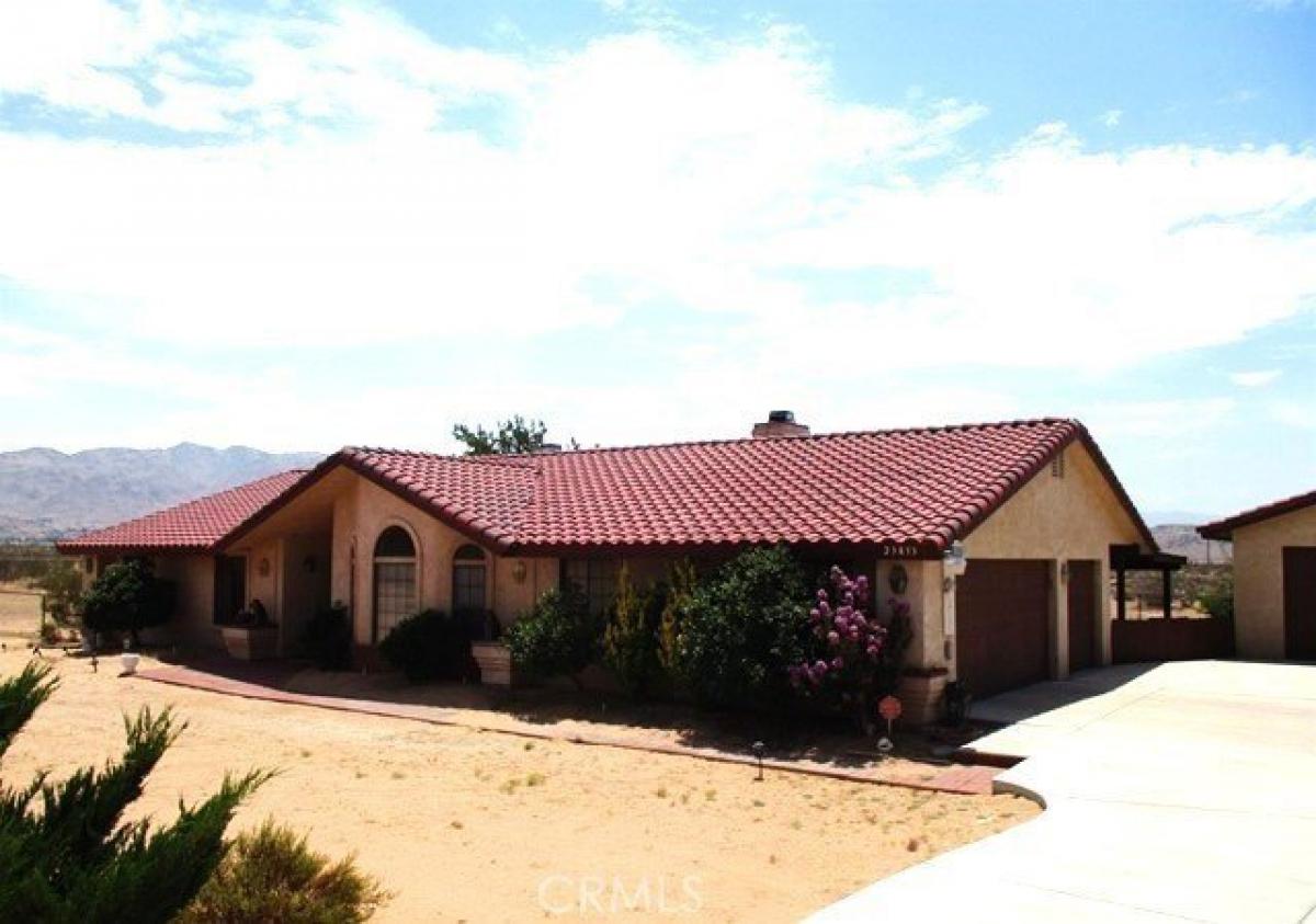 3 bedrooms House in Apple Valley, USA No. 377100