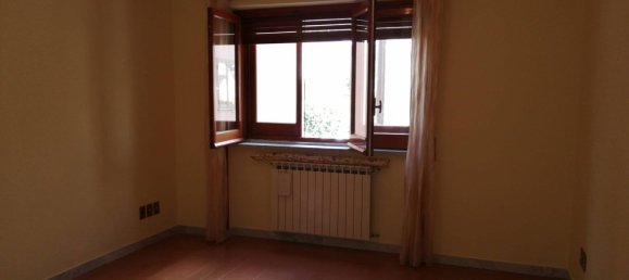 5 bedrooms Apartment in Paola, Italy No. 311615 10