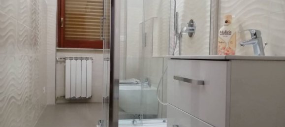 5 bedrooms Apartment in Paola, Italy No. 311615 16