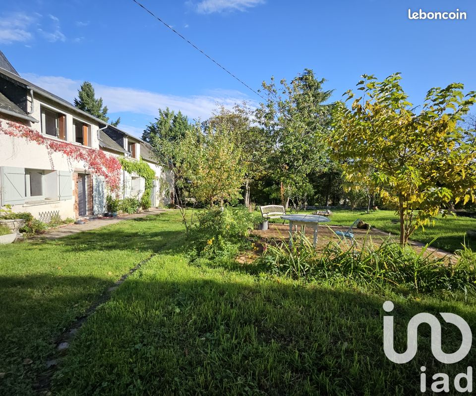 7-salle Maison à Sens-Beaujeu, France No. 221185