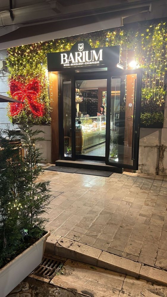 Propriété commerciale à Caserta, Italy 130m² No. 256777