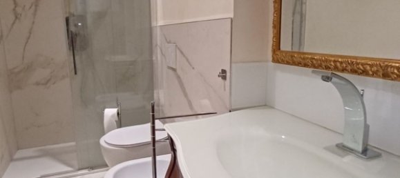 Квартира с 2 комнатами в Римини, Италия № 213202 16