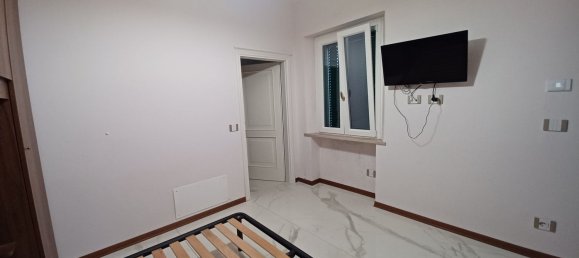 Квартира с 2 комнатами в Римини, Италия № 213202 20