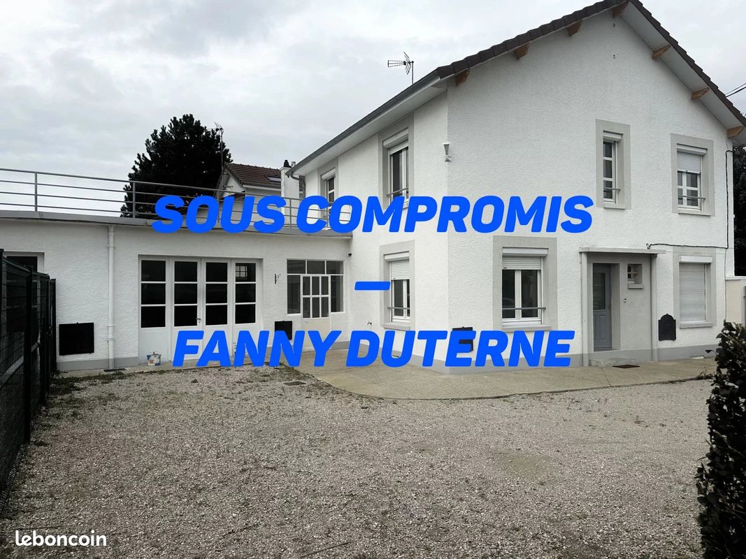 Casa de 4 dormitorios en Suippes, France No. 230240