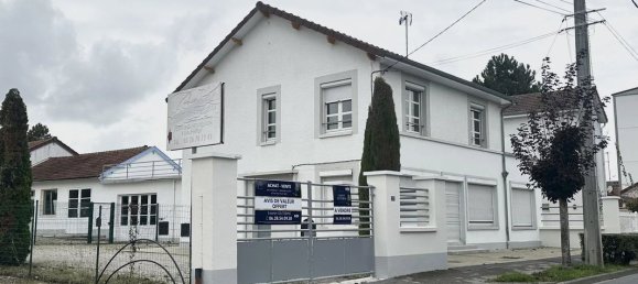 Casa de 4 dormitorios en Suippes, France No. 230240 2