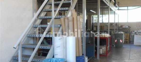 Склад с 1 комнатой в Монтале, Италия № 351274 2