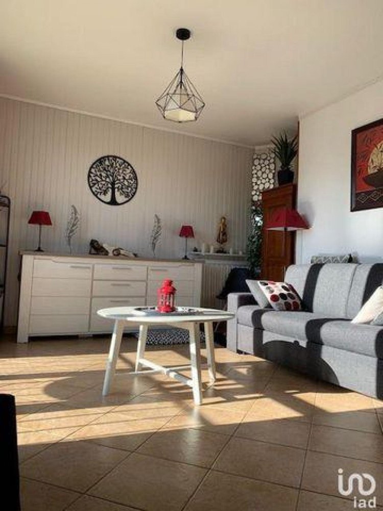 2 bedrooms Condo in La Rochette, France No. 23513