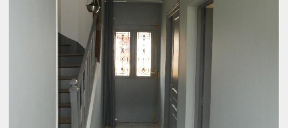 Casa de 4 dormitorios en La Loupe, France No. 101795 3