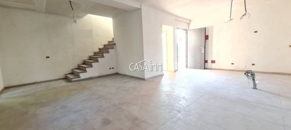 Вилла с 3 спальнями в Анджера, Италия № 12342 12