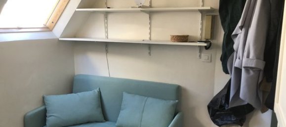 Studio in Paris, France No. 315656 2