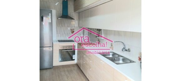 3 bedrooms Apartment in Almada, Portugal No. 156127 2