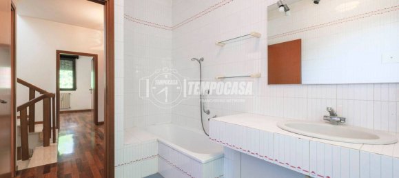 4 bedrooms House in Anzola dell'Emilia, Italy No. 307084 26