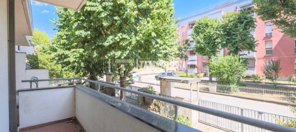 4 bedrooms House in Anzola dell'Emilia, Italy No. 307084 12