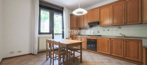 4 bedrooms House in Anzola dell'Emilia, Italy No. 307084 10