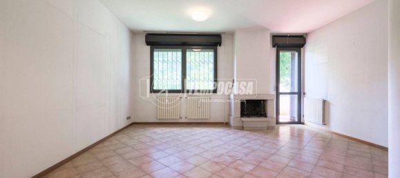 4 bedrooms House in Anzola dell'Emilia, Italy No. 307084 6