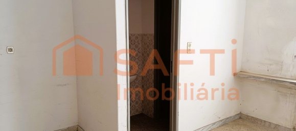 210m² Commercial property in Sintra, Portugal No. 200797 8