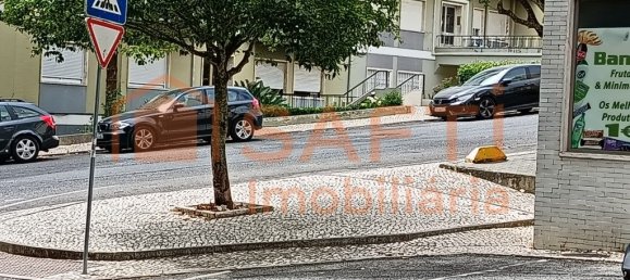 210m² Commercial property in Sintra, Portugal No. 200797 13