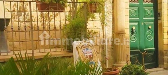 2 bedrooms Apartment in Caronia, Italy No. 358908 2