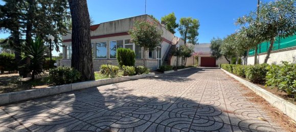 Вилла с 4 спальнями в Трани, Италия № 321162 29