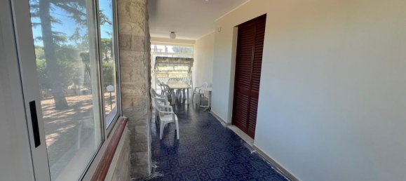 Вилла с 4 спальнями в Трани, Италия № 321162 10