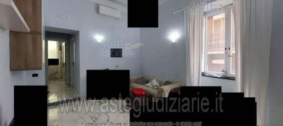 3 rooms Apartment in Pozzuoli, Italy No. 261161 5