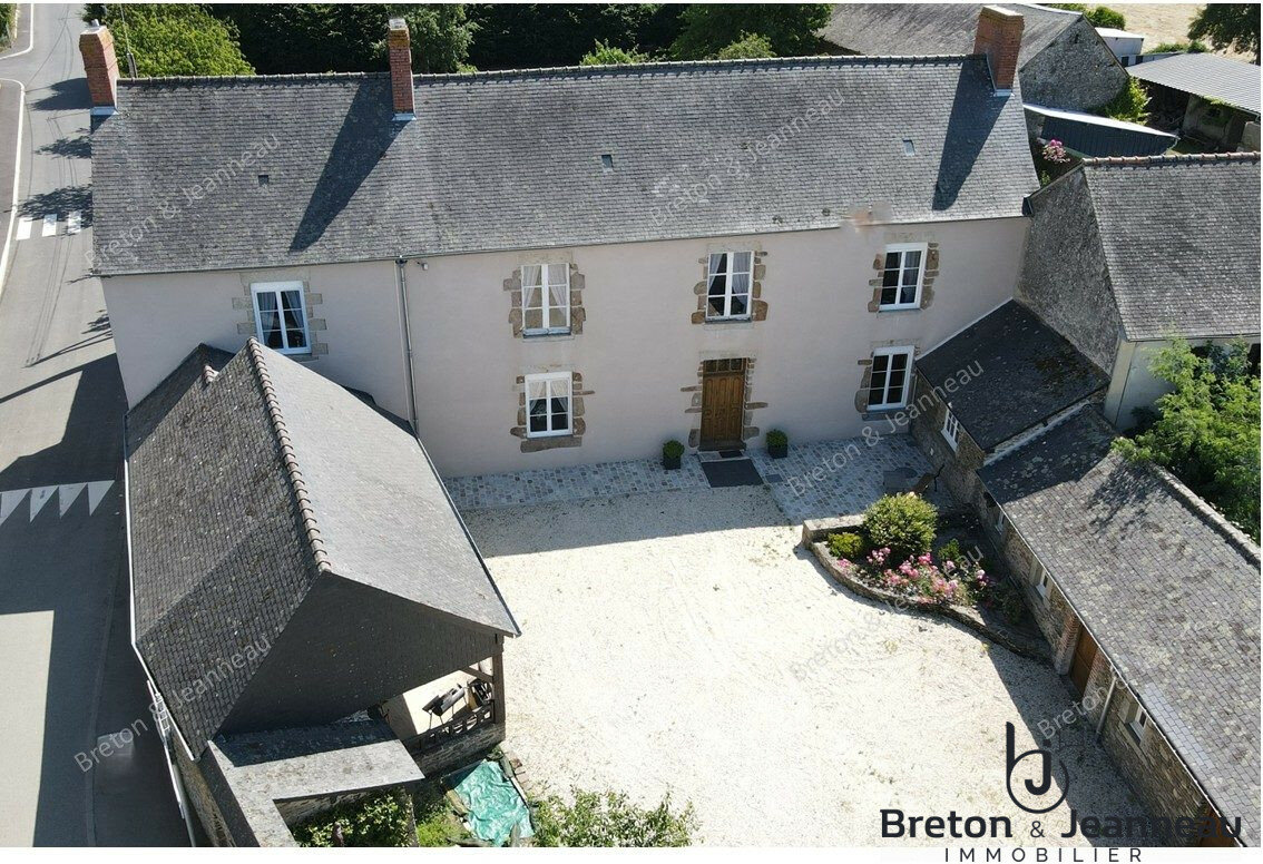 4 Schlafzimmer Haus in Mayenne, France, Nr. 357850