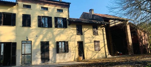 5 rooms House in Isola Sant'Antonio, Italy No. 153699 4