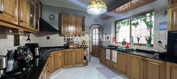 4 chambres Maison de ville à Paola, Malta No. 1940 4