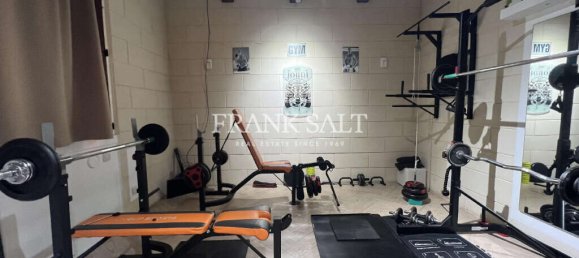 4 chambres Maison de ville à Paola, Malta No. 1940 7