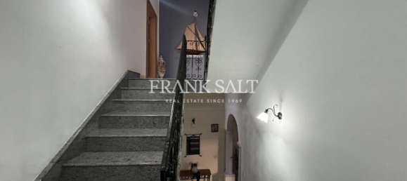 4 chambres Maison de ville à Paola, Malta No. 1940 8