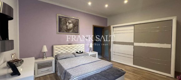 4 chambres Maison de ville à Paola, Malta No. 1940 9