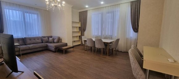 3 Schlafzimmer Wohnung in Jasamal, Azerbaijan, Nr. 2049 6