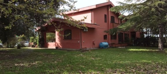 7 rooms Apartment in Latina, Italy No. 213098 21