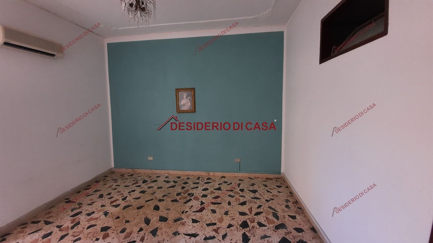 4 rooms House in Campofelice di Roccella, Italy No. 71511