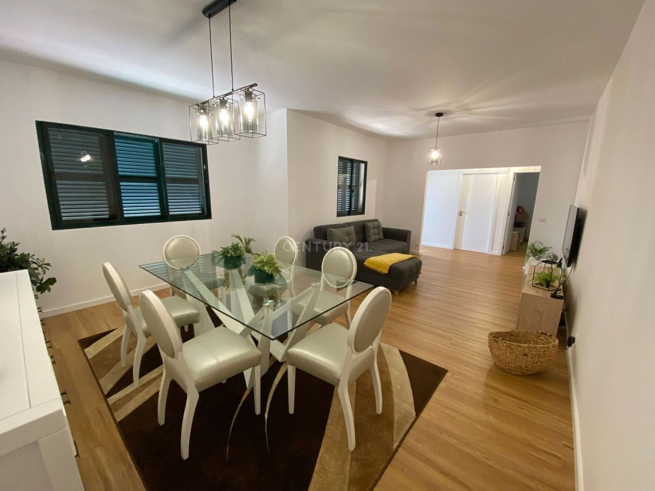 Дом с 3 спальнями в Фуншал, Португалия № 114910