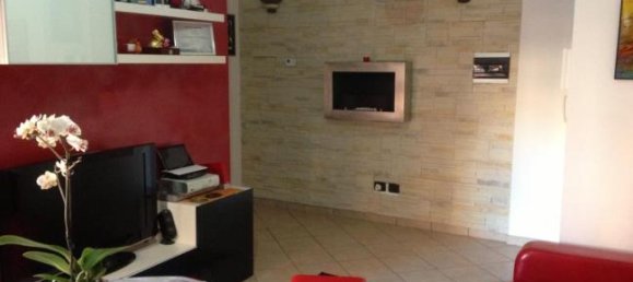 1 bedroom Apartment in Aprilia, Italy No. 253636 2