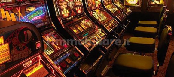 2غرفة عقار تجاري في Albenga, Italy رقم 189163 40