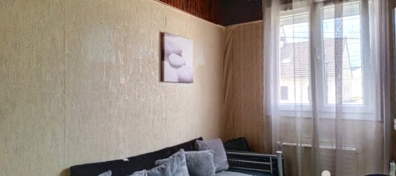 3 bedrooms House in Sevran, France No. 348039 9