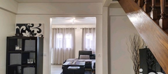 3 bedrooms House in Sevran, France No. 348039 3