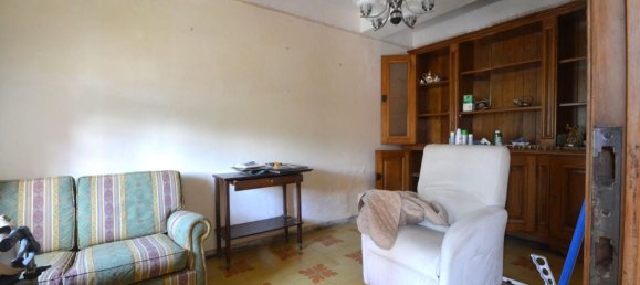 5 rooms House in Capannori, Italy No. 298975 7
