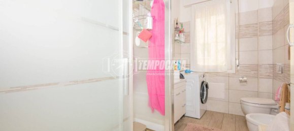 2 bedrooms Apartment in Carpi, Italy No. 309197 2