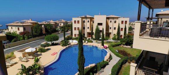 2 bedrooms Apartment in Aphrodite Hills, Cyprus No. 22584 2