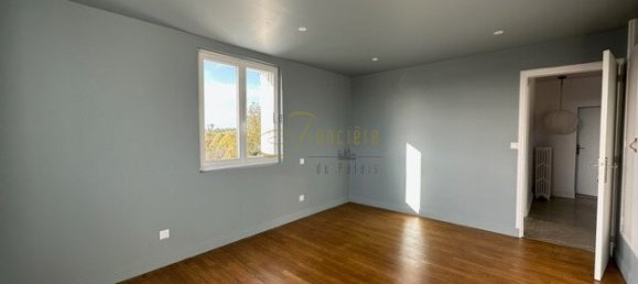 5 bedrooms House in Saint-Doulchard, France No. 78861 12