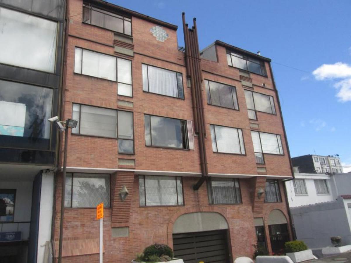 Дом с 2 спальнями в Богота, Колумбия № 13059