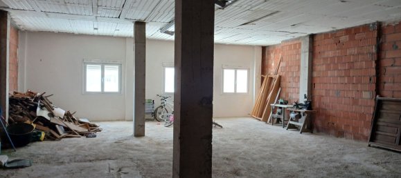 Propriété commerciale à Epila, Spain 243m² No. 155039 11